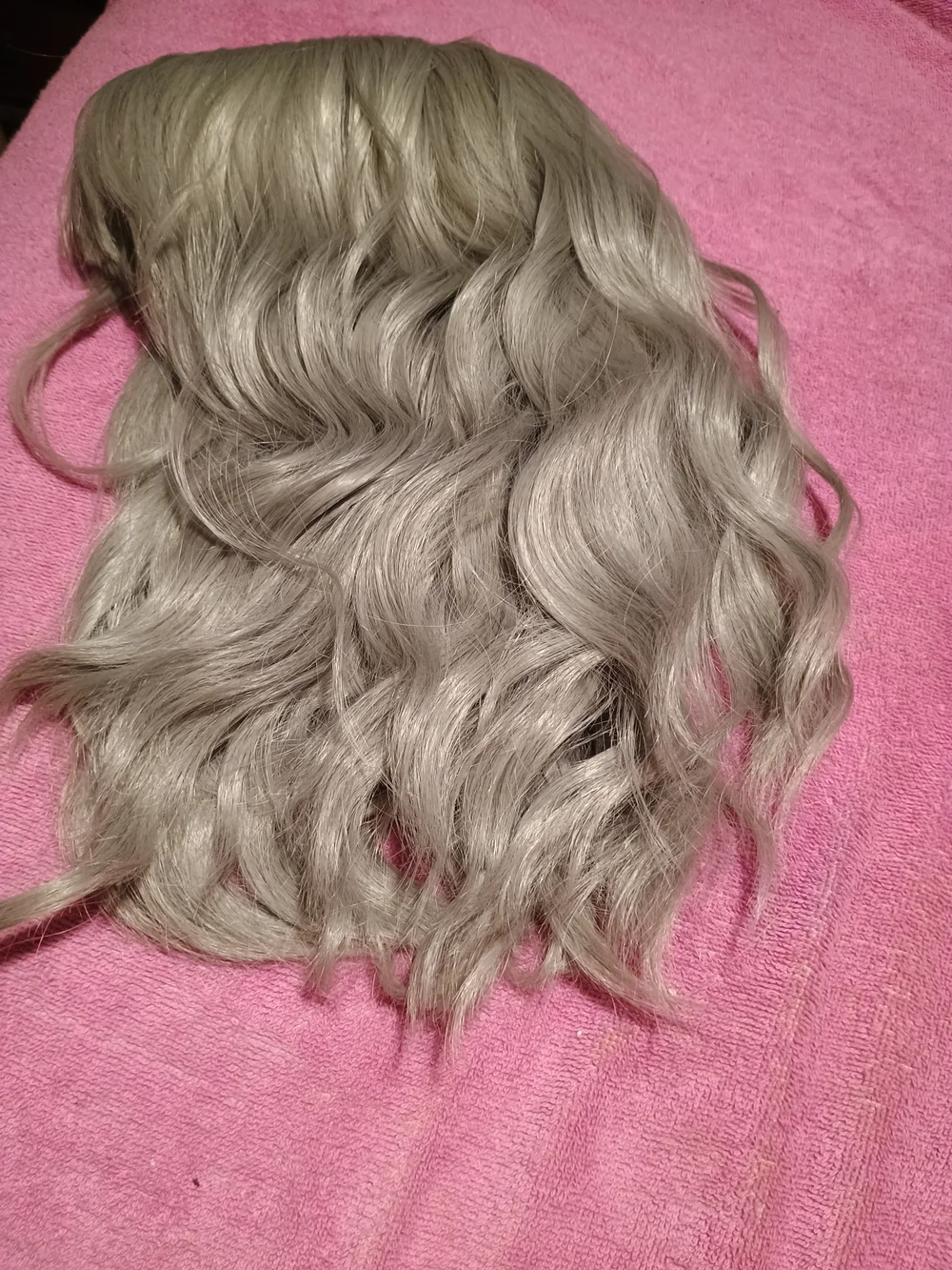 Silvery Gray Wavy Synthetic Hairpiece for Women